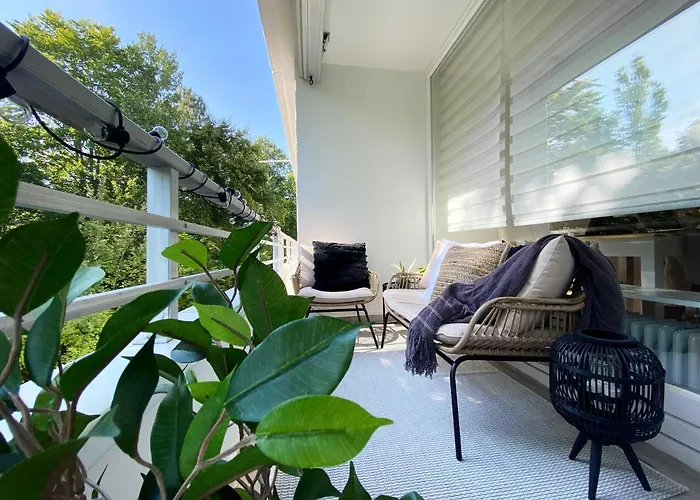 Apartamento Seaside - Zentrales Design-apartment Mit Balkon & Parkplatz - 2 Minuten Zum *