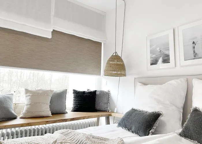 Zentrales Strandnahes Design-apartment Mit Balkon Und Parkplatz *